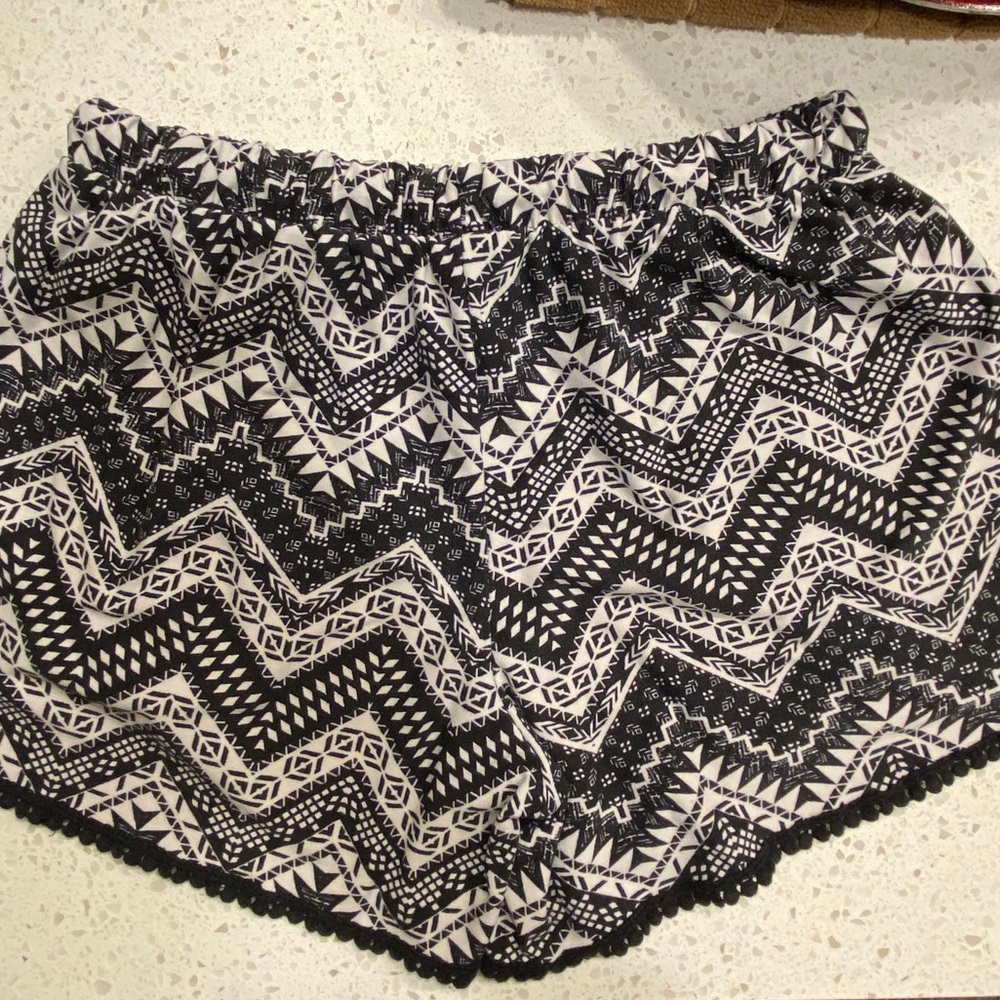 Boho short - Picture 10 of 14